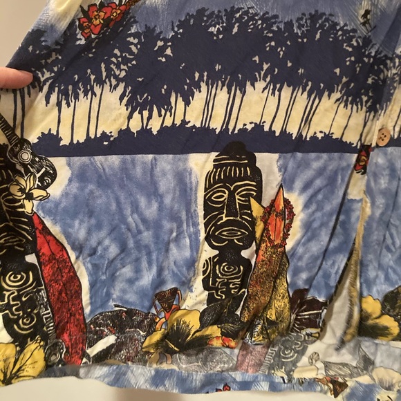 M. E. Sport Hawaiian shirt XXL featuring tiki theme and leis - Picture 3 of 6